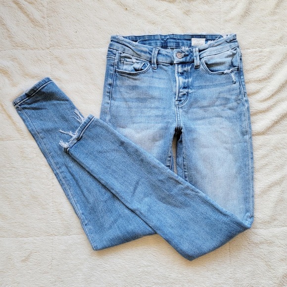 Buckle Denim - Bridge by Gly Midrise Light Wash Skinny Jeans